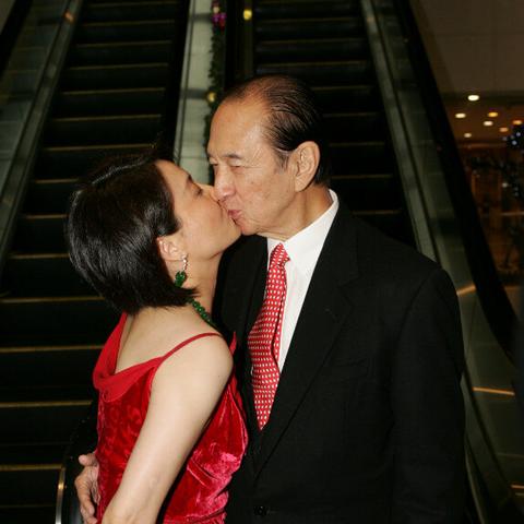 披露:香港开奖+澳门开奖结果及香港最准免费四肖期期准,可靠性方案操作主流释义、解释与落实-规避迷惑性噱头